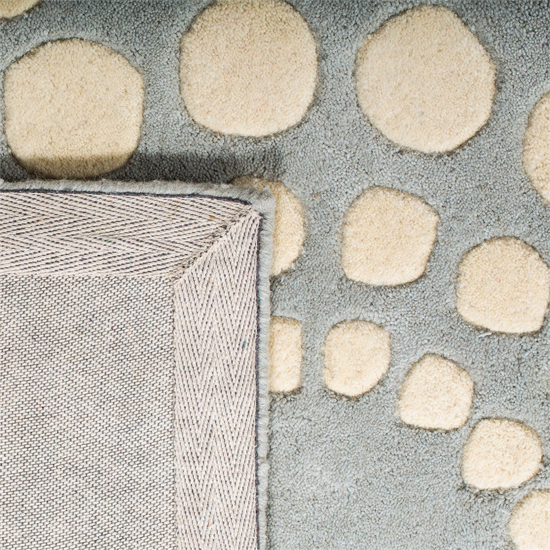 Safavieh Soho Runner Rug in Grey / Ivory