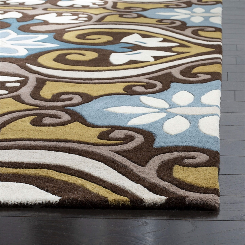 Safavieh Wyndham Accent Rug in Blue / Multi