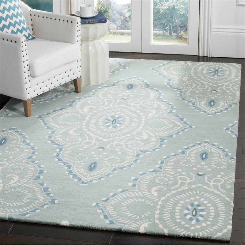 Safavieh Wyndham Accent Rug in Blue / Ivory