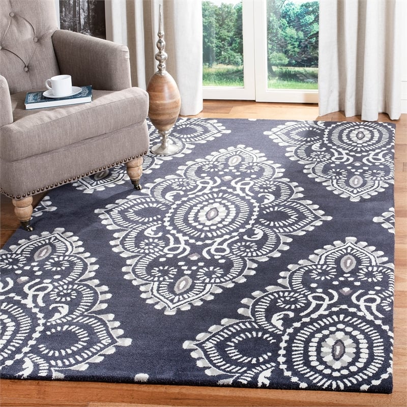 Safavieh Wyndham Accent Rug in Blue / Ivory