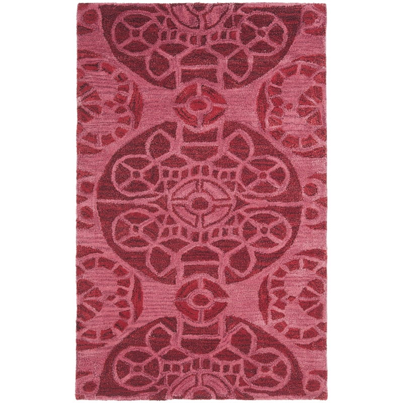 Safavieh Wyndham Accent Rug in Red