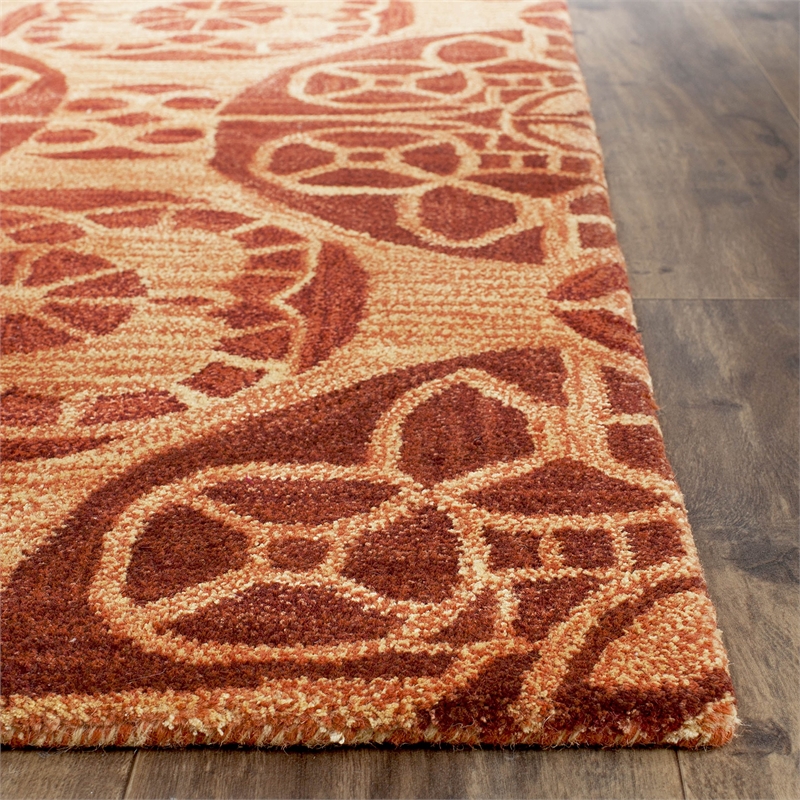 Safavieh Wyndham Accent Rug in Cinnamon
