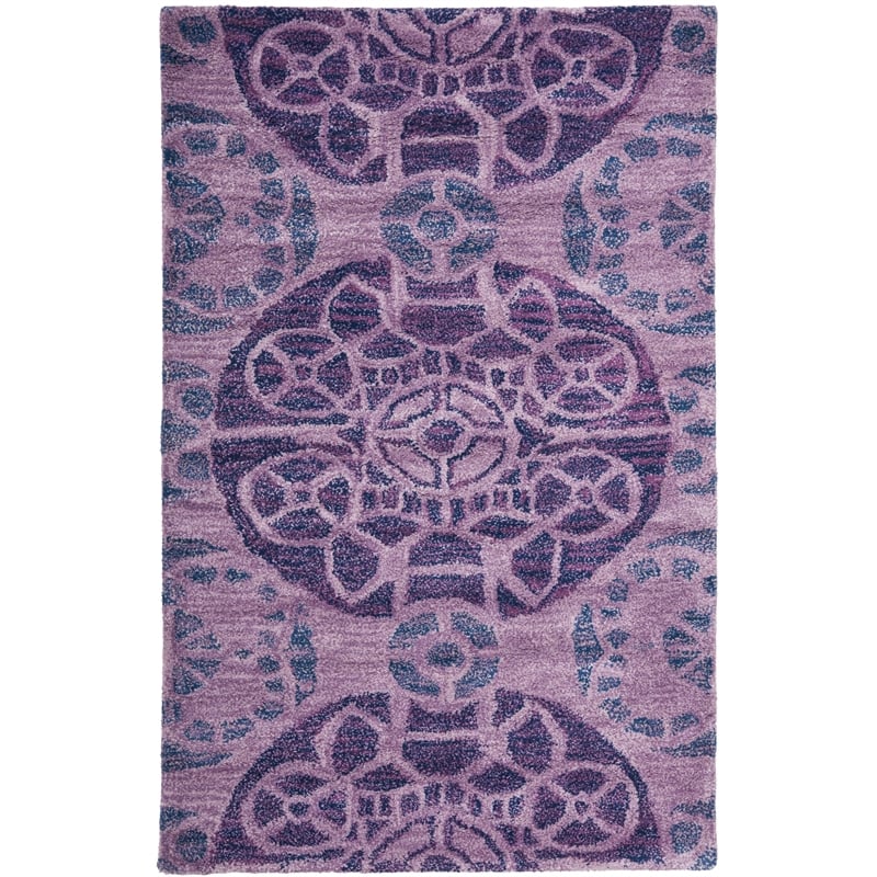 Safavieh Wyndham Accent Rug in Purple