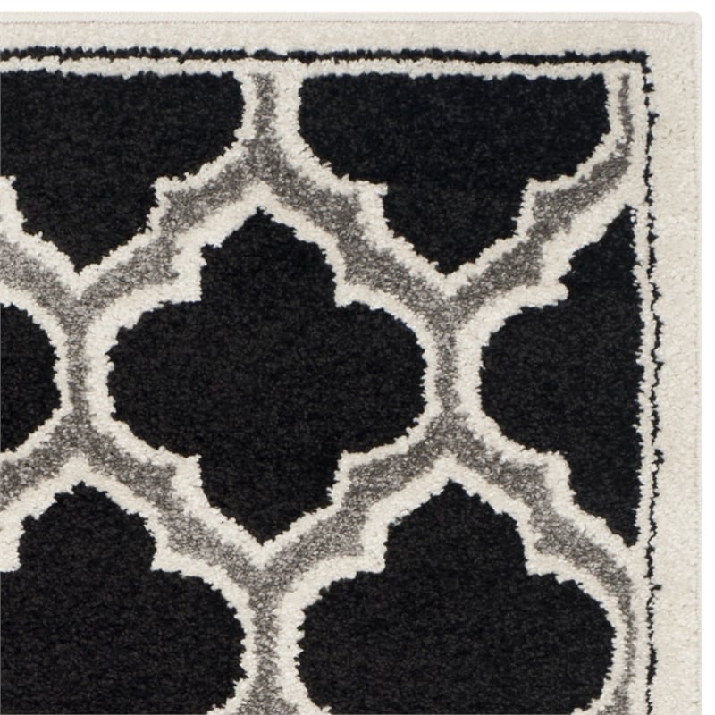 Safavieh Amherst Anthracite Indoor Outdoor Rug - 5' x 8'