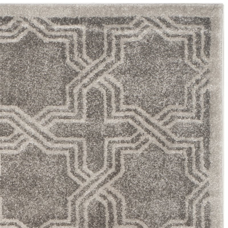 Safavieh Amherst Grey Indoor Outdoor Rug - 5' x 8'
