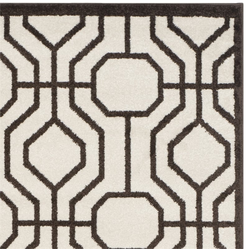 Safavieh Amherst Ivory Indoor Outdoor Rug - 4' x 6'