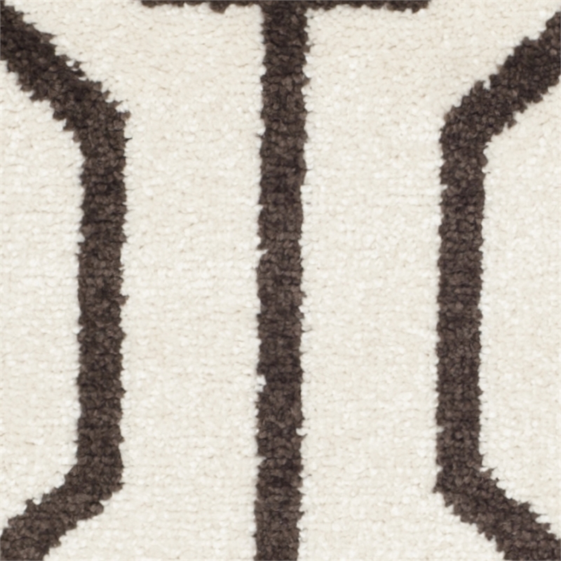 Safavieh Amherst Ivory Indoor Outdoor Rug - Runner 2'6