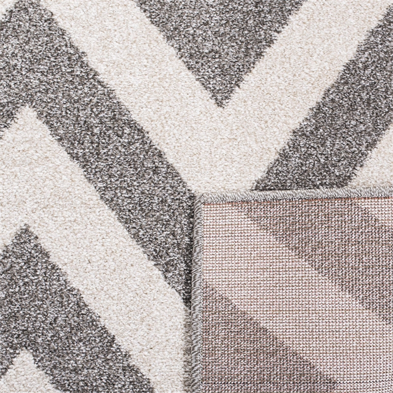 Safavieh Amherst Dark Grey Indoor Outdoor Rug - 4' x 6'