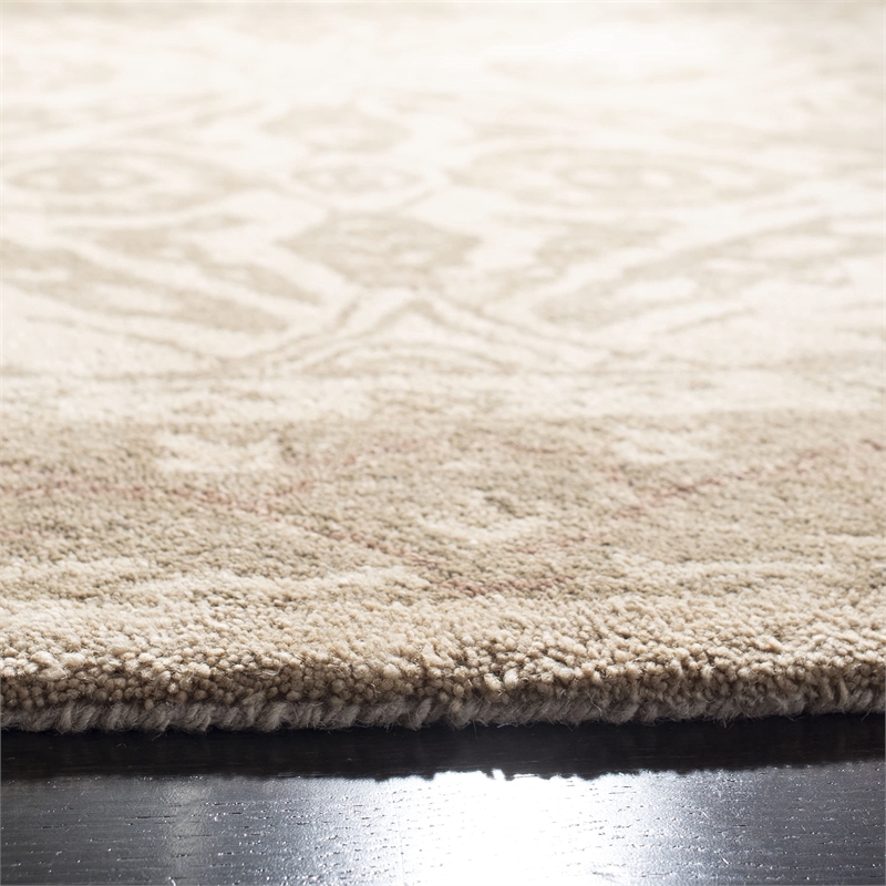Safavieh Anatolia Red Traditional Rug - 3' x 5'