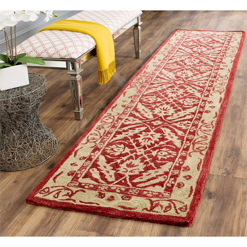 Safavieh Anatolia Red Traditional Rug - 6' x 9'