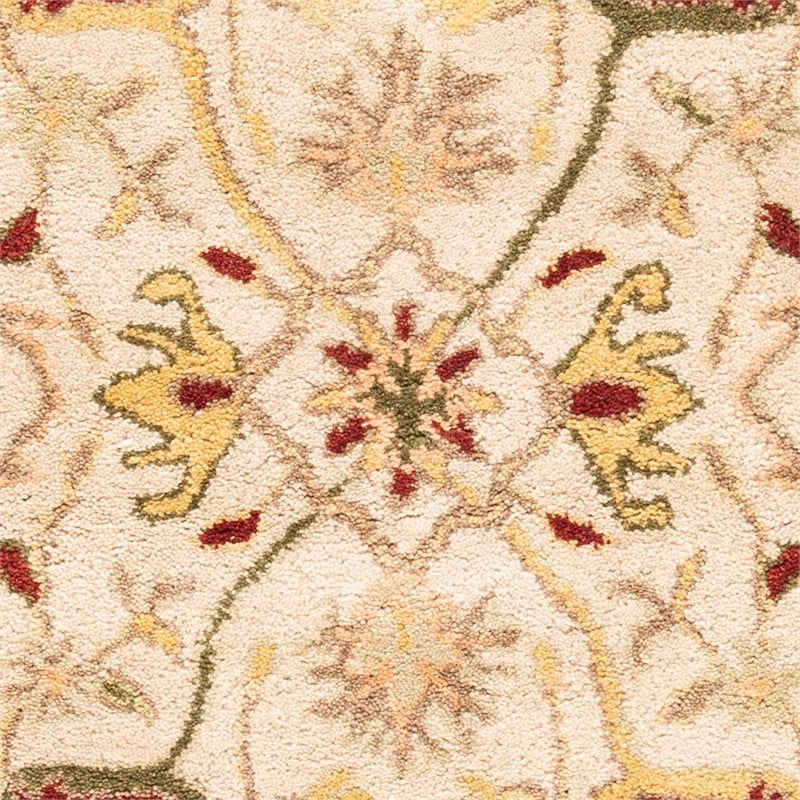 Safavieh Antiquity Ivory Traditional Rug - 11' x 15'