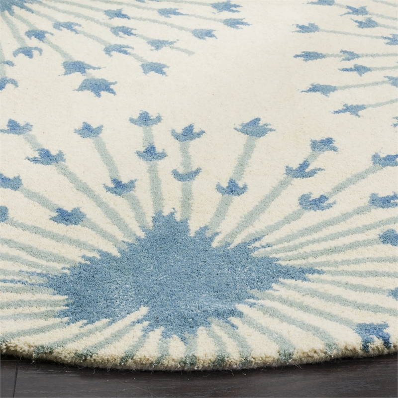 Safavieh Bella Beige Contemporary Rug - 4' x 6'