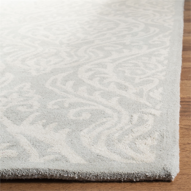 Safavieh Bella Silver Country Rug - 2'3