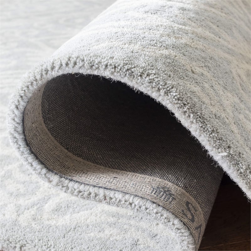 Safavieh Bella Silver Country Rug - 8' x 10'