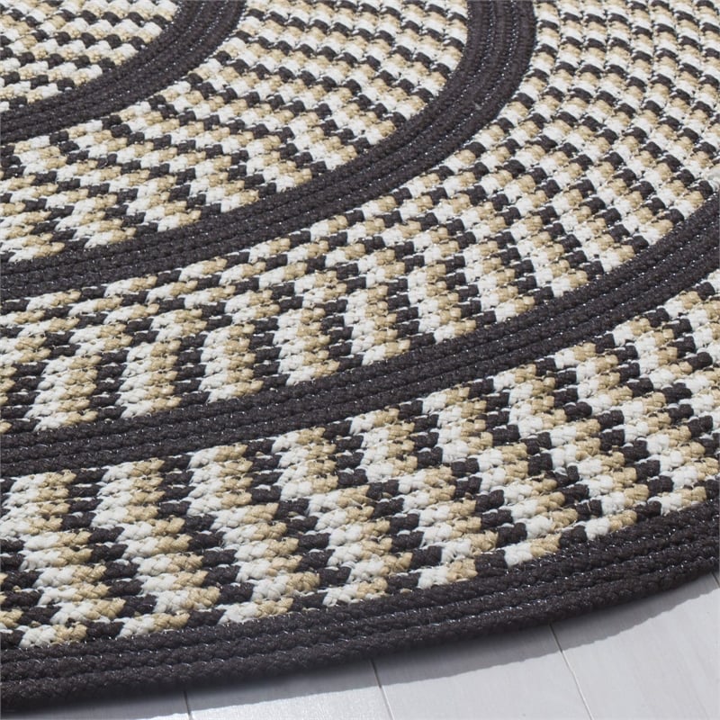 Safavieh Braided Ivory Braided Rug - Round 6'