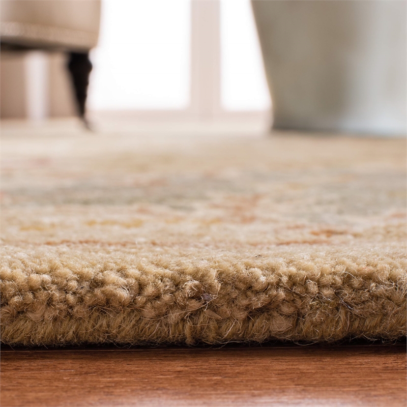 Safavieh Bergama Ivory Traditional Rug - 12' x 15'