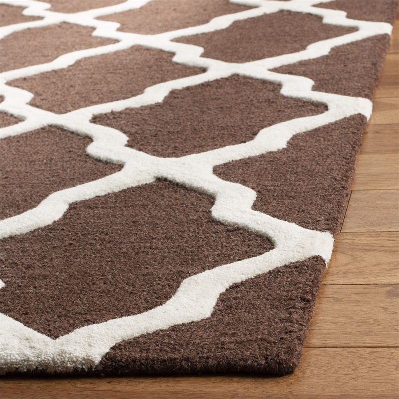 Safavieh Cambridge Dark Brown Transitional Rug - Runner 2'6