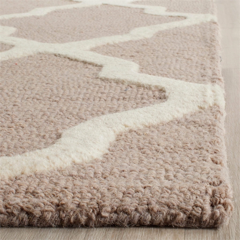 Safavieh Cambridge Beige Transitional Rug - 11' x 15'