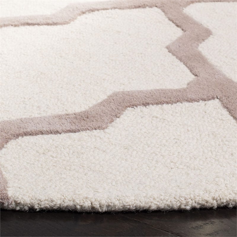 Safavieh Cambridge Ivory Transitional Rug - Round 4'