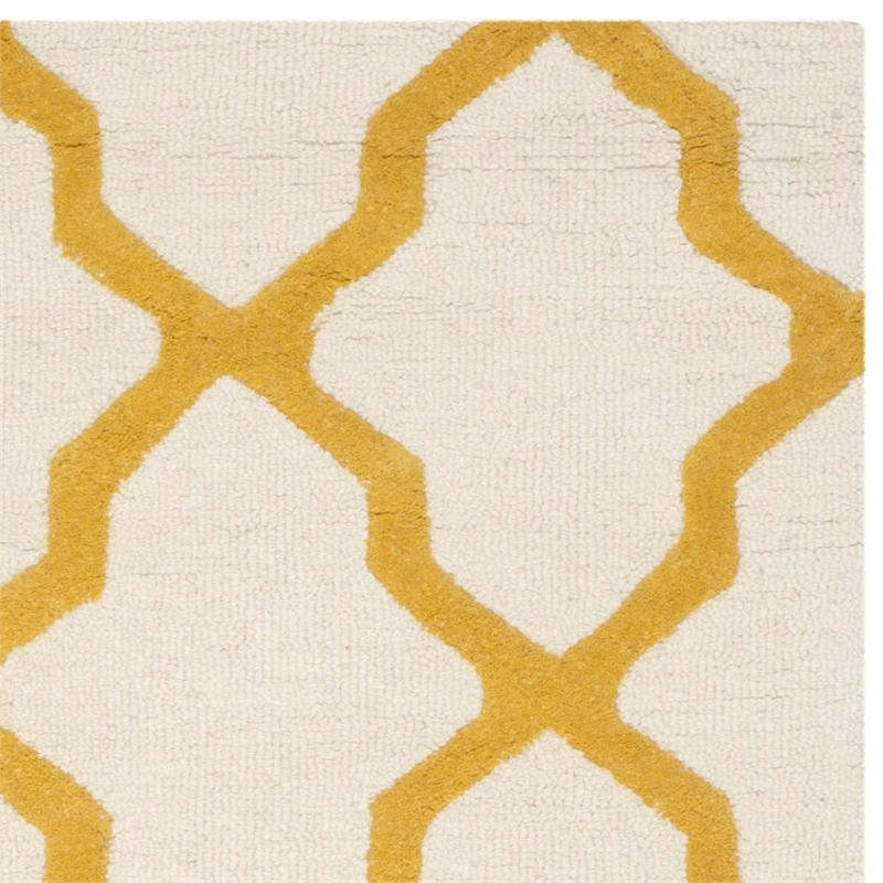 Safavieh Cambridge Ivory Transitional Rug - 6' x 9'