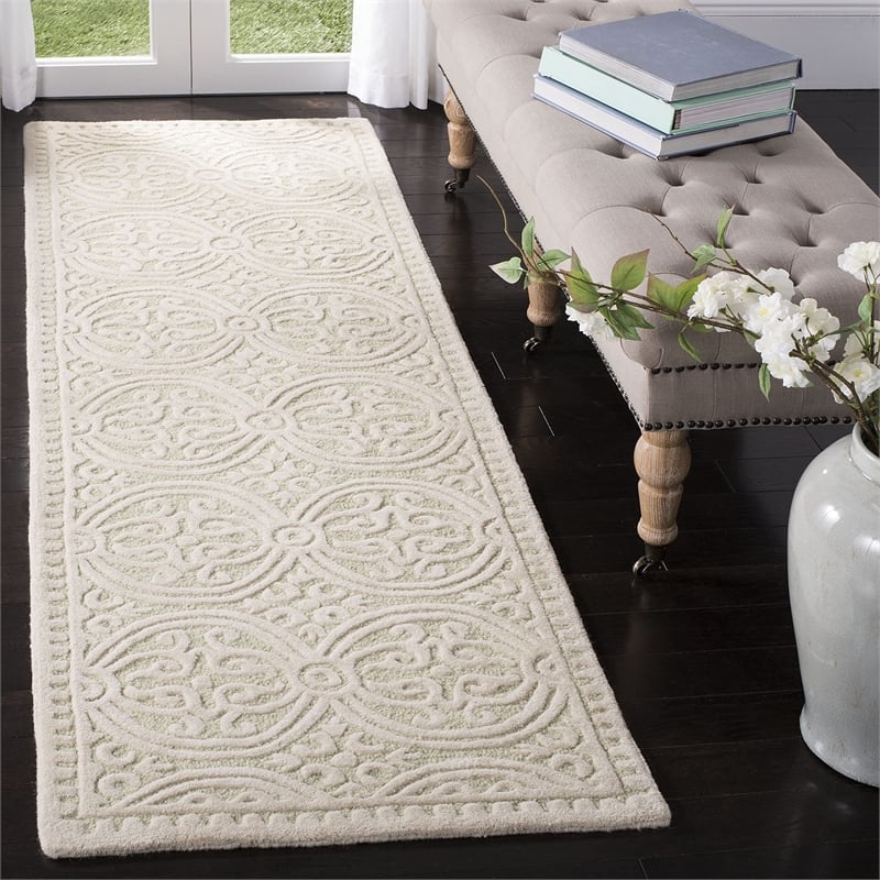 Safavieh Cambridge Light Green Transitional Rug - Runner 2'6