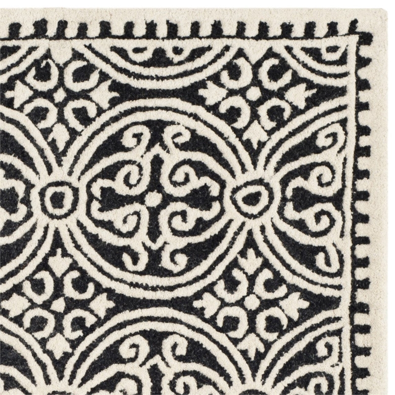 Safavieh Cambridge Black Transitional Rug - Square 6'
