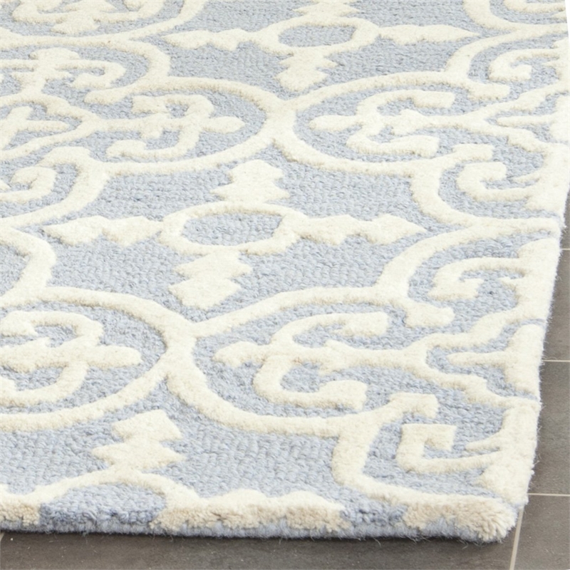 Safavieh Cambridge Light Blue Transitional Rug - 2' x 3'