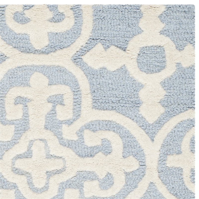 Safavieh Cambridge Light Blue Transitional Rug - Runner 2'6