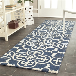 Safavieh Cambridge Navy Transitional Rug - 2'6&quot x 10'