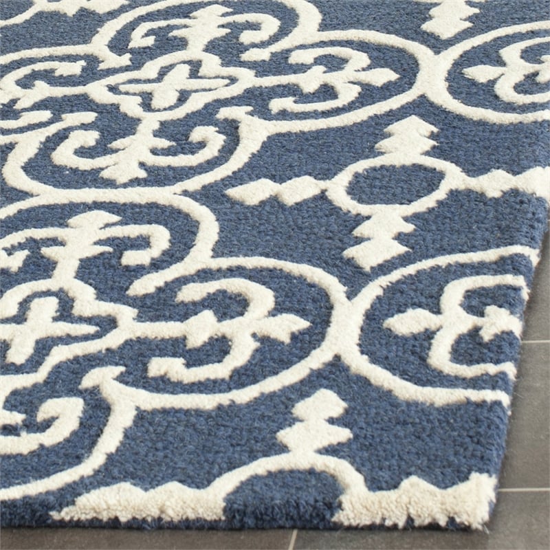 Safavieh Cambridge Navy Transitional Rug - 2'6