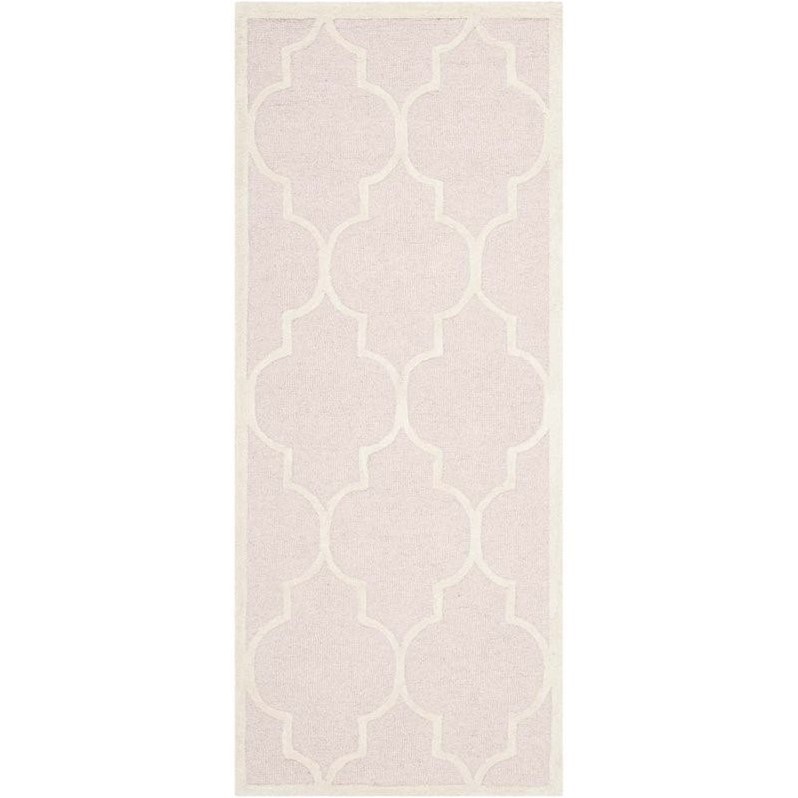 Safavieh Cambridge Light Pink Transitional Rug Runner 2'6" x 4