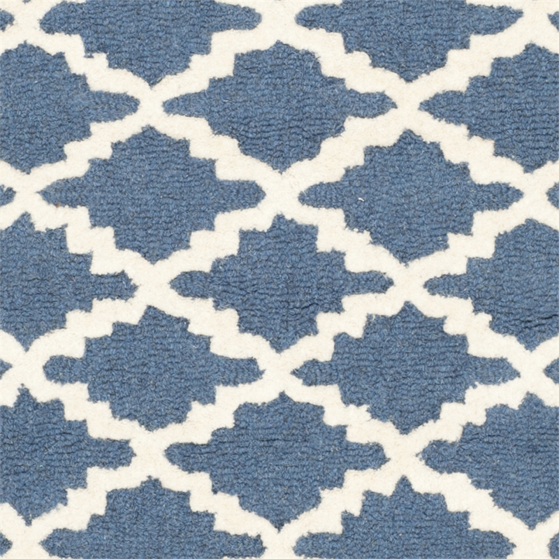 Safavieh Cambridge Navy Transitional Rug - Square 4'