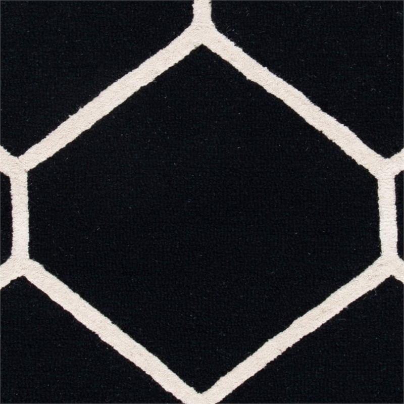 Safavieh Cambridge Black Transitional Rug - 5' x 8'