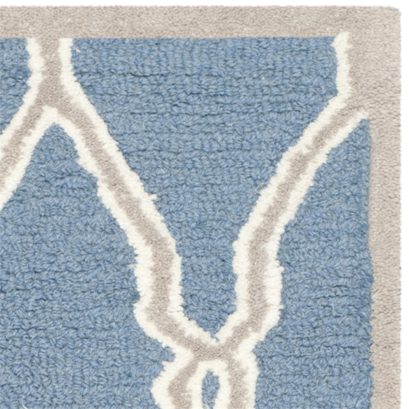 Safavieh Cambridge Navy Transitional Rug - 2' x 3'