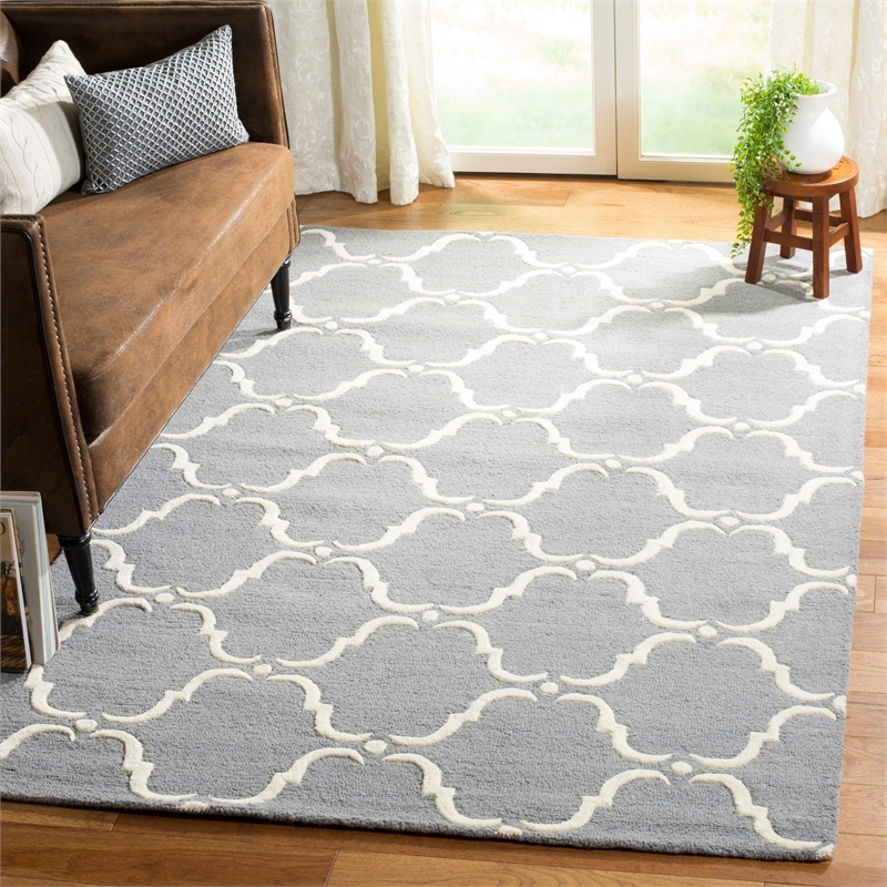 Safavieh Cambridge Dark Grey Transitional Rug - 4' x 6'