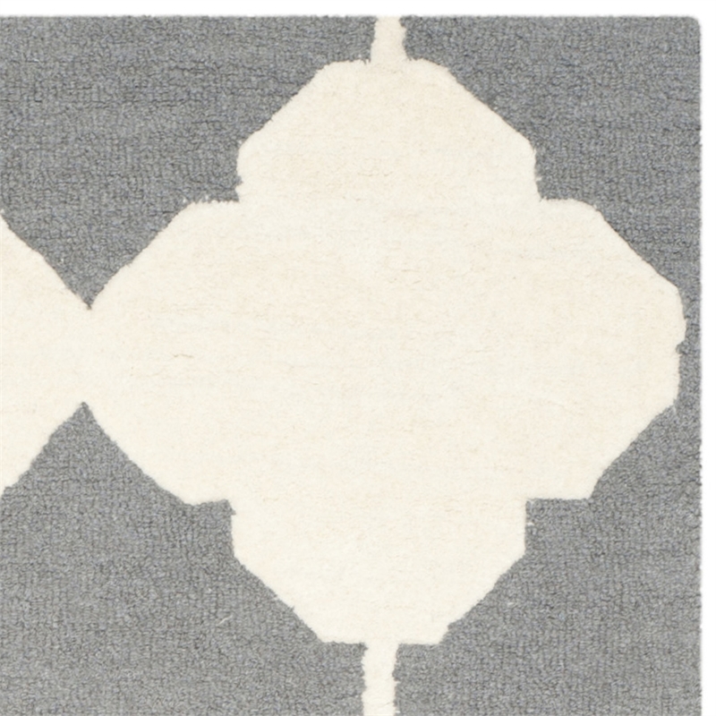 Safavieh Cambridge Dark Grey Transitional Rug - 8' x 10'