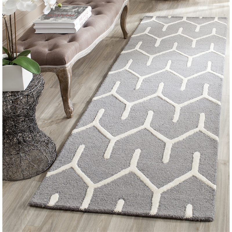 Safavieh Cambridge Dark Grey Transitional Rug - 2'6