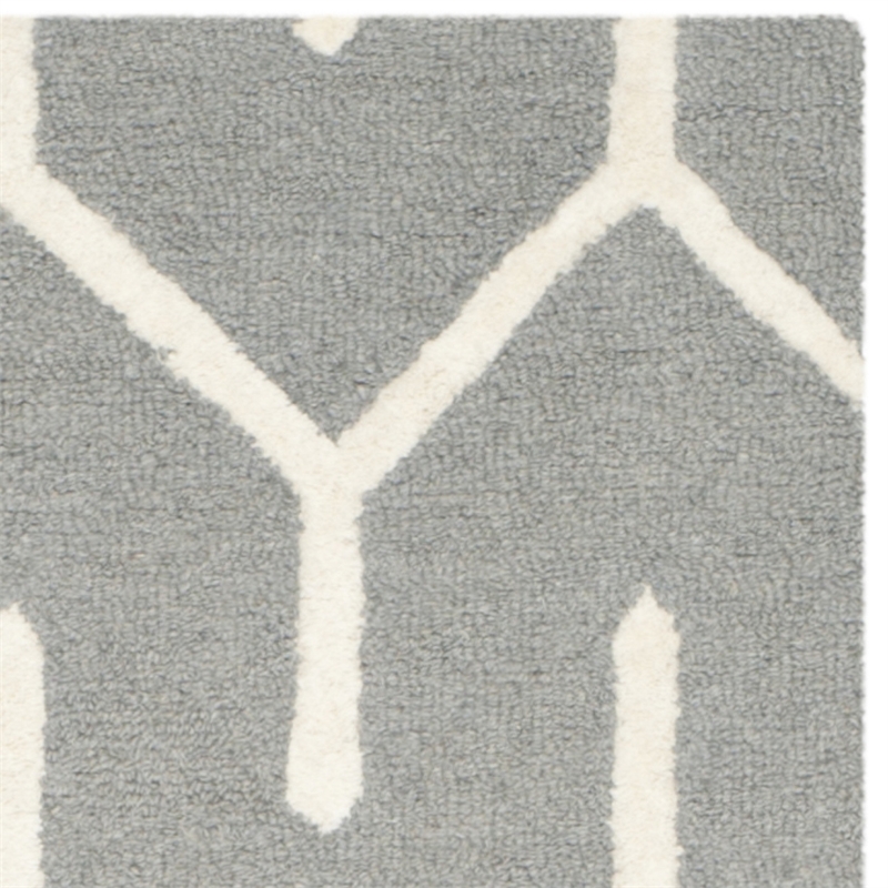 Safavieh Cambridge Dark Grey Transitional Rug - 2'6