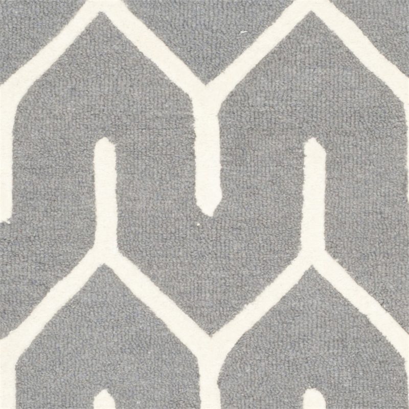 Safavieh Cambridge Dark Grey Transitional Rug - 5' x 8'