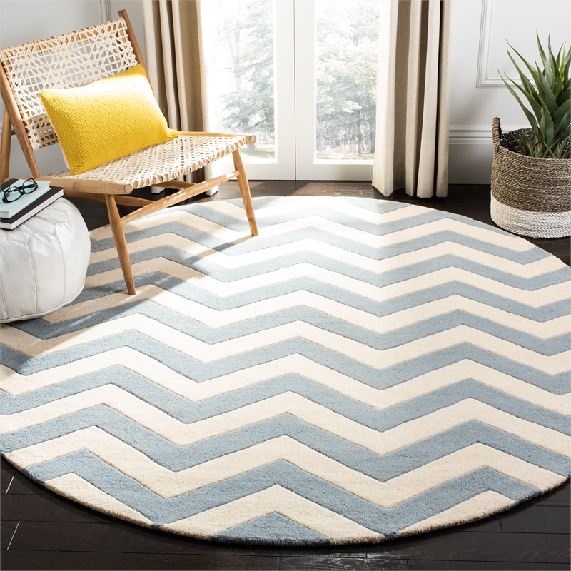 Safavieh Chatham 9' X 9' Round Wool Hand Tufted Rug in Blue / Ivory