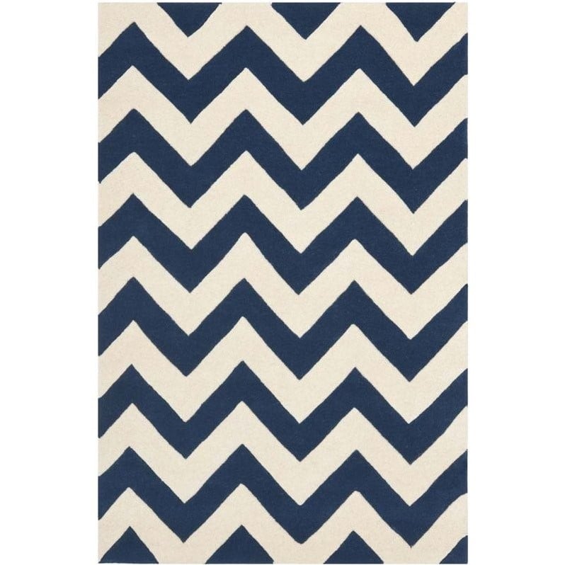 Safavieh Chatham 3' X 5' Wool Hand Tufted Rug in Navy / Ivory
