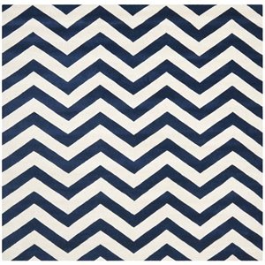 Safavieh Chatham 5' X 5' Square Wool Hand Tufted Rug in Navy / Ivory