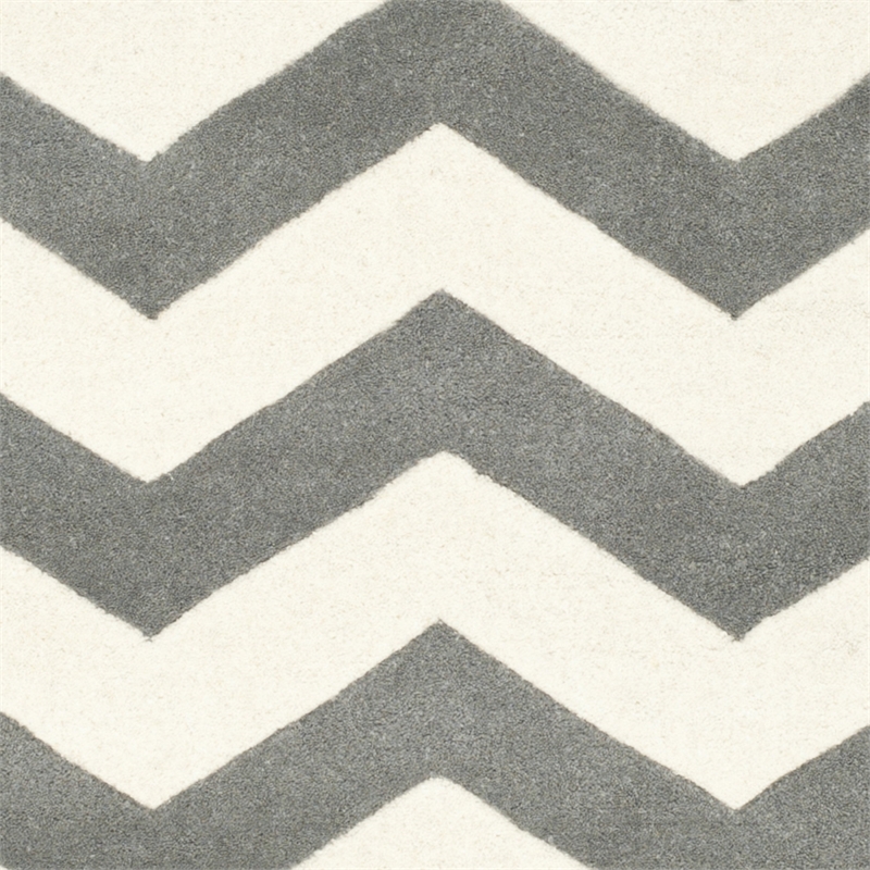Safavieh Chatham 5' X 8' Wool Hand Tufted Rug In Dark Gray And Ivory