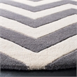 Safavieh Chatham 9' X 9' Round Wool Hand Tufted Rug In Dark Gray And Ivory