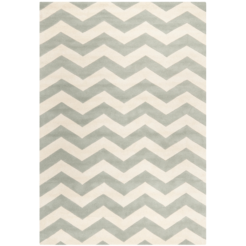 Safavieh Chatham 5' X 8' Wool Hand Tufted Rug in Gray / Ivory