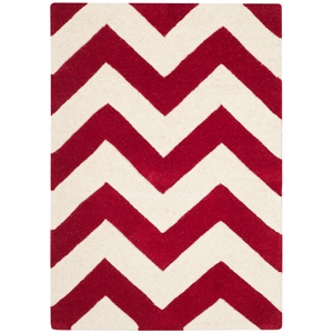 Safavieh Chatham 3' X 5' Wool Hand Tufted Rug in Red / Ivory
