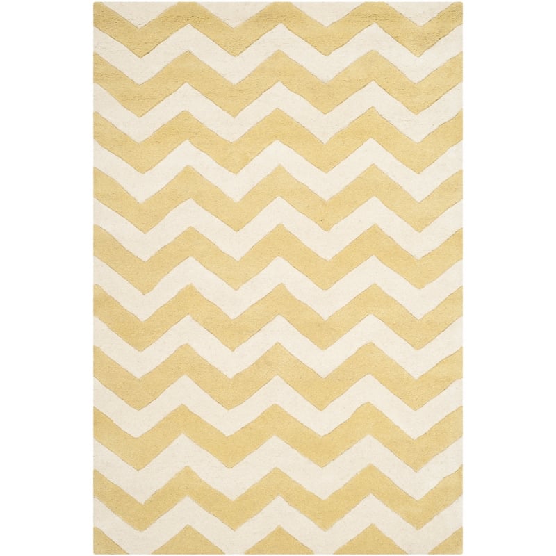 Safavieh Chatham 4' X 6' Wool Hand Tufted Rug in Gold / Ivory