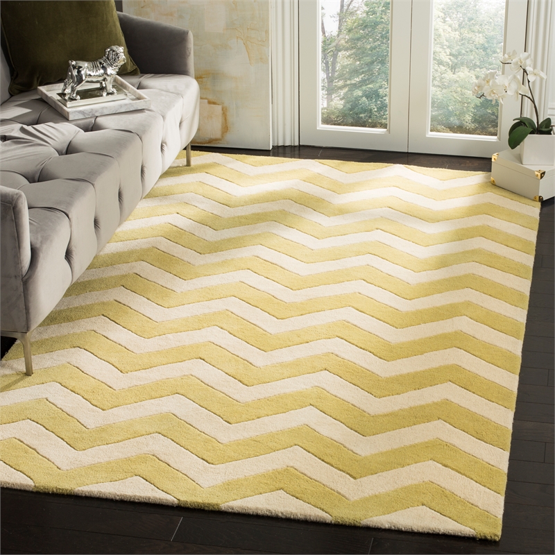 Safavieh Chatham 8' X 10' Wool Hand Tufted Rug in Gold / Ivory