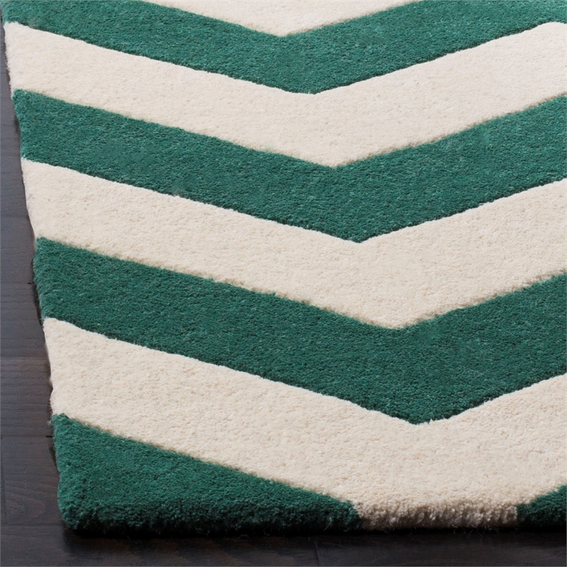 Safavieh Chatham 5' X 5' Square Wool Hand Tufted Rug in Teal / Ivory