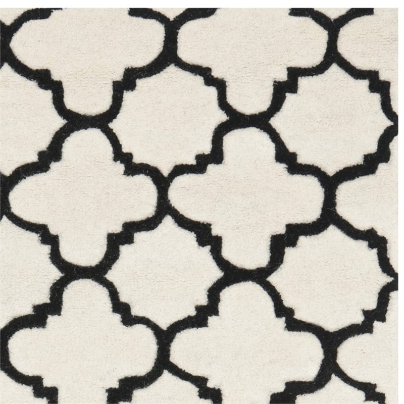 Safavieh Chatham Ivory Contemporary Rug - 4' x 6'